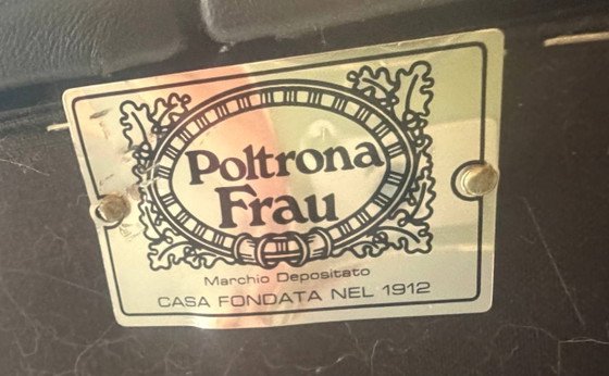 Image 1 of Zwarte driezitsbank van Pierluigi Cerri voor Poltrona Frau, Italië, jaren 90