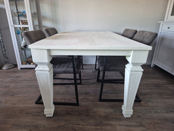 Image 1 of Dining table