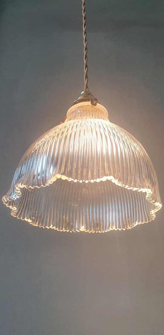 Image 1 of Lámpara colgante Holophane antigua, estilo Art Déco, de cristal fundido.