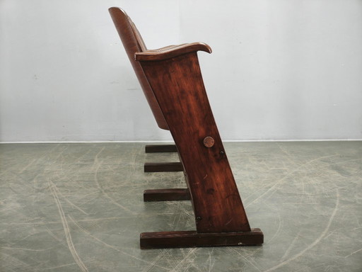 Zeldzame Tsjechoslowaakse bioscoopbank met drie zitplaatsen uit de jaren 1920, in Thonet-stijl.