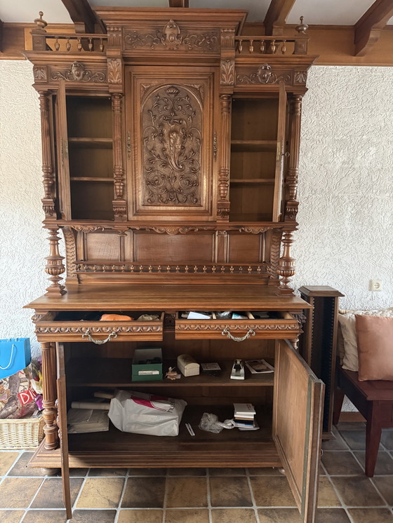 Image 1 of Antieke Henri Deux buffetkast