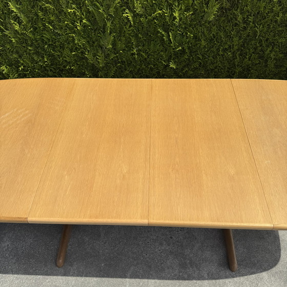 Image 1 of Mesa de comedor escandinava de roble - extensible
