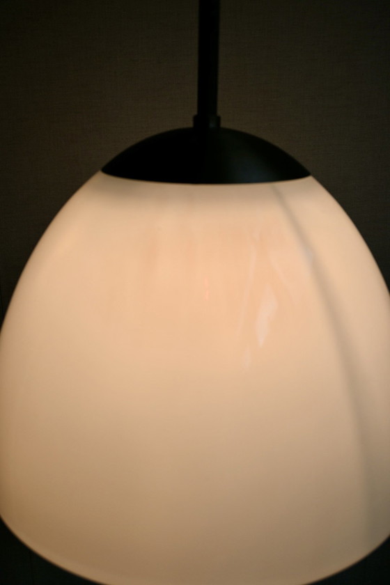 Image 1 of Lampada scolastica Philips in stile Art Déco, vetro opalino, anni '30