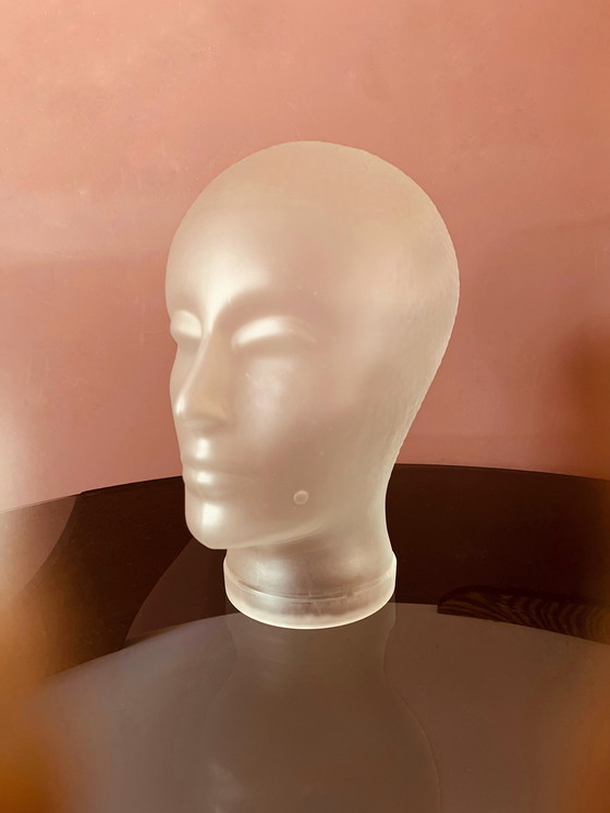 Image 1 of Design Glaskopf im Stil der 80er Jahre