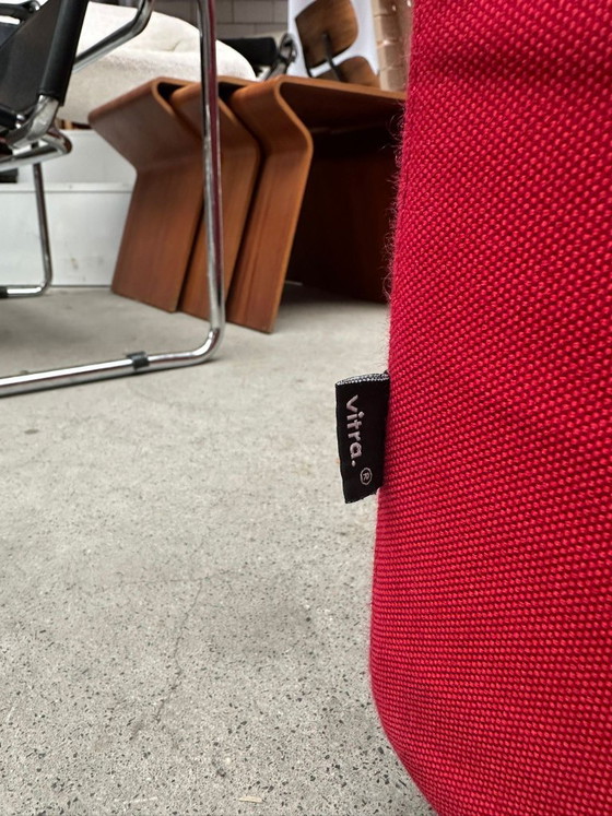 Canapé Vitra Poldersofa XS rouge par Hella Jongerius – Textile (photo 5 of 5)