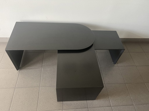 Leolux designer coffee table anthracite gray.
