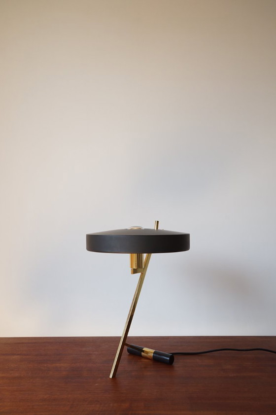 Image 1 of Lampada diplomatica Louis Kalff