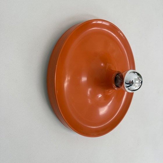 Image 1 of Lampada a disco Honsel Orange Space Age di Mid-Century Design, anni '70 attribuita a Charlotte Perriand per Les Arcs