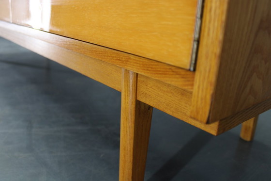 Image 1 of 1960s Czechoslovakian Maple Veneer Sideboard, High Gloss Finish