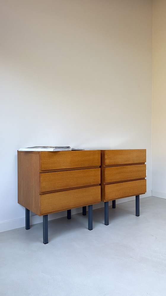 Image 1 of Vintaw wooden bedside table