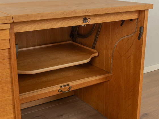 Image 1 of Bureau uit de jaren 1950