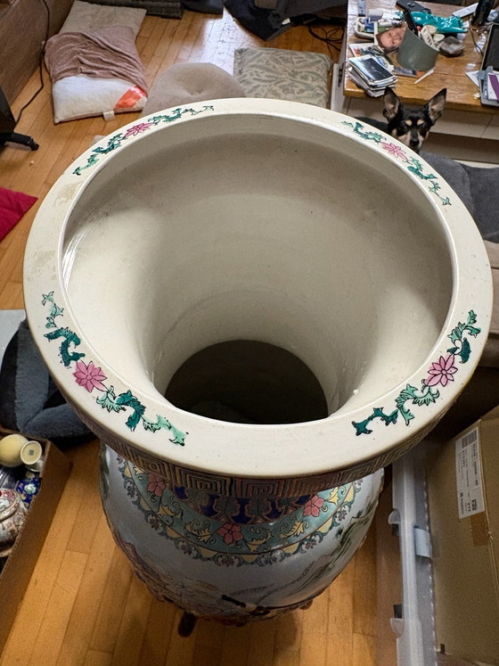 Beautiful XL Chinese Floor Vase (102 cm) with Tactile Relief, asian vases from Holland, Decorative Objects (photo 7 of 9)