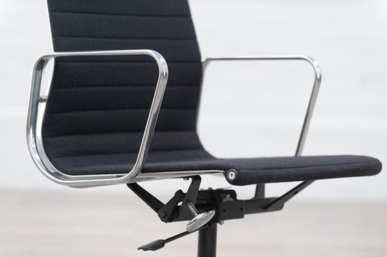 Image 1 of Silla de oficina Vitra Ea117