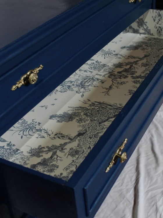 Restored Vintage Chest of Drawers in Navy Blue, Louis XVI Style – Wood (photo 3 of 5)