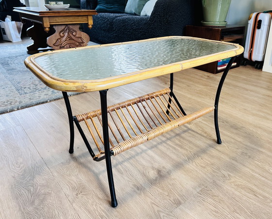 Image 1 of Tafeltje vintage en rotin