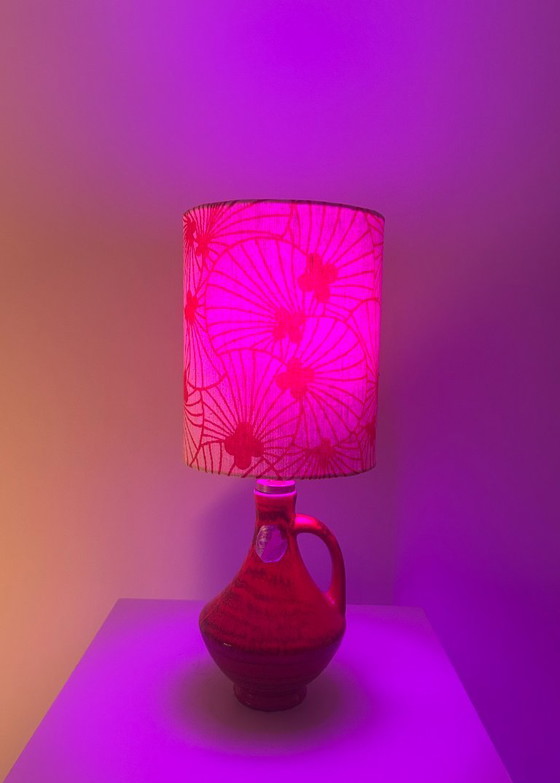 Image 1 of Kleine Bay Akzentlampe – kabellose Vasenlampe mit japanischem Seerosen-Stoff