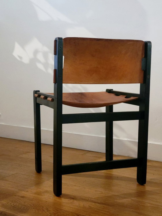 Set of four Brutalist chairs in black beech wood and saddle leather, Netherlands 1970 – Dining chairs (photo 10 of 12)
