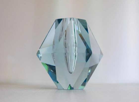 Image 1 of Diamond-shaped crystal vase from Strömbergshyttan