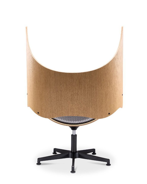 Image 1 of HORIZON ÉVÉNEMENTIEL - Chaise sculpturale