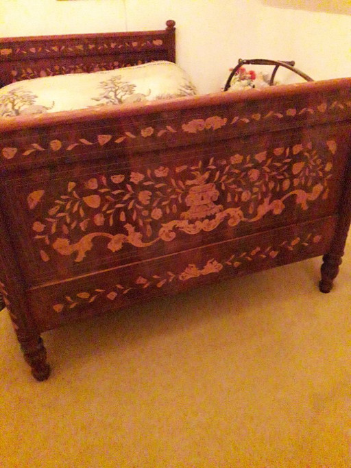 Culla, letto matrimoniale, antico