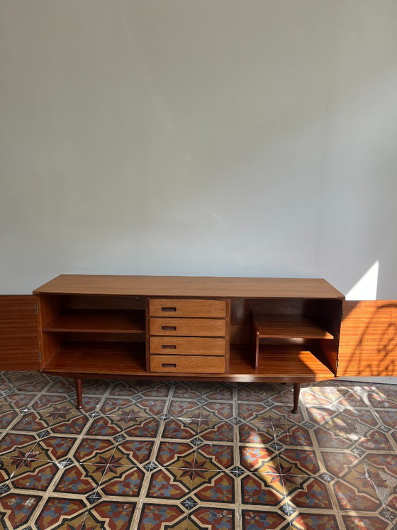 Image 1 of Aparador Mercedes, Reino Unido, años 60