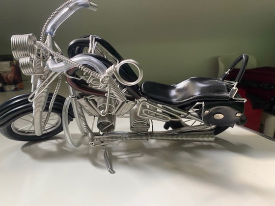Image 1 of Harley Davidson realizzata a mano (altezza 22 cm - larghezza 35 cm)