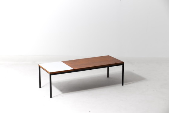 Table basse moderniste bicolore minimaliste, années 1960 – Tables basses, Bois, Métal (photo 3 of 9)