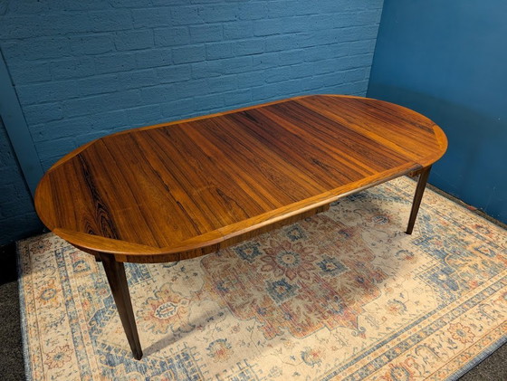 Image 1 of Table de salle à manger ronde extensible vintage, en palissandre, années 1960