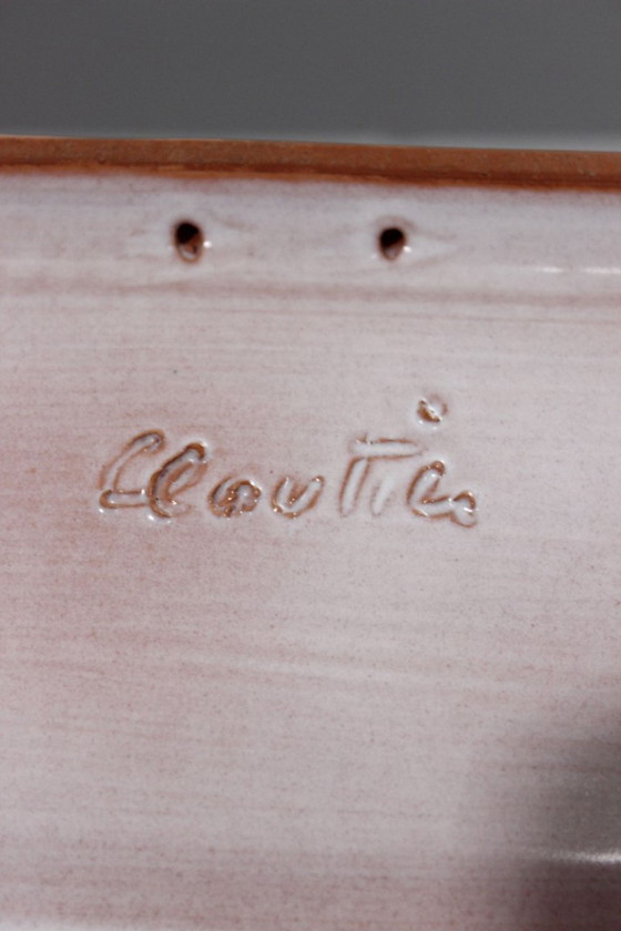 Image 1 of Robert & Jean Cloutier - Plato con decoración floral, Francia, mediados del siglo XX.