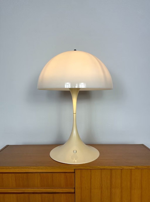 Lampe de table vintage Panthella par Verner Panthon pour Louis Poulsen années 70