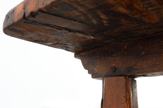 Image 1 of Tavolino brutalista spagnolo del XVII secolo in legno e ferro battuto