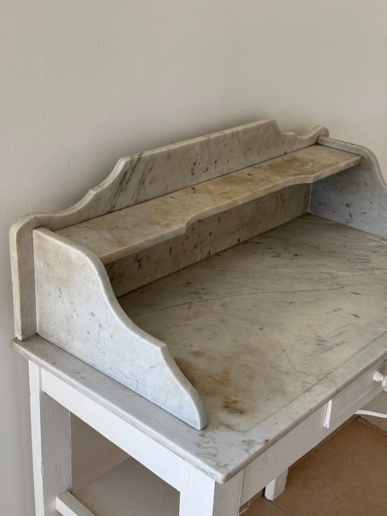 Image 1 of Toeletta vintage in legno e marmo in stile shabby chic
