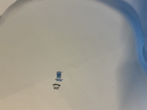 Image 1 of Grand plateau/plat de service en porcelaine (Limoges)