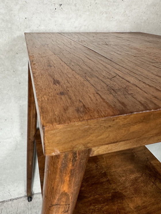 Image 1 of Vintage (hoog) bijzettafel / plantentafel op wielen