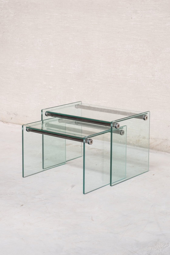 Image 1 of Tables gigognes en verre des années 1970