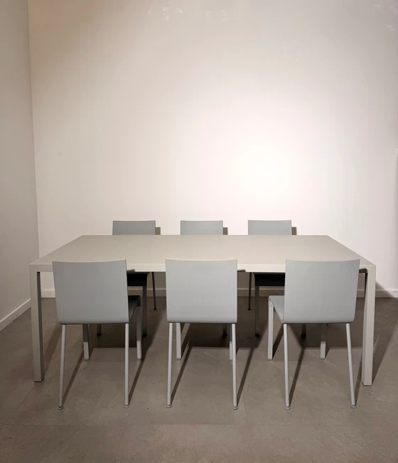 Image 1 of Table à manger MDF Italia
