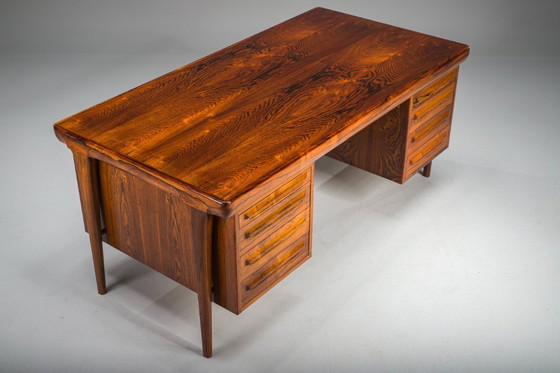 Image 1 of Moderner dänischer Chefschreibtisch Palisander von Ib Kofod Larsen für Faarup Møbelfabrik, 1960