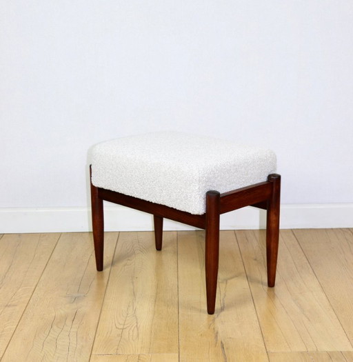 Taburete Edmund Homa, asiento de bouclé color crema y blanco marfil - 2 unidades disponibles