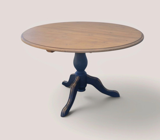 Extendable Round Table with Central Pedestal Base – Country Chic Style - Interior's Creation – Interior’s (photo 4 of 15)