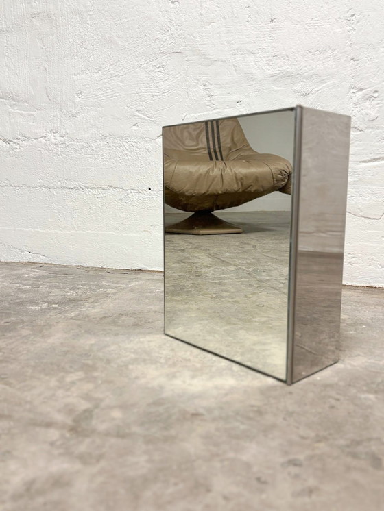 Image 1 of Medizinschrank