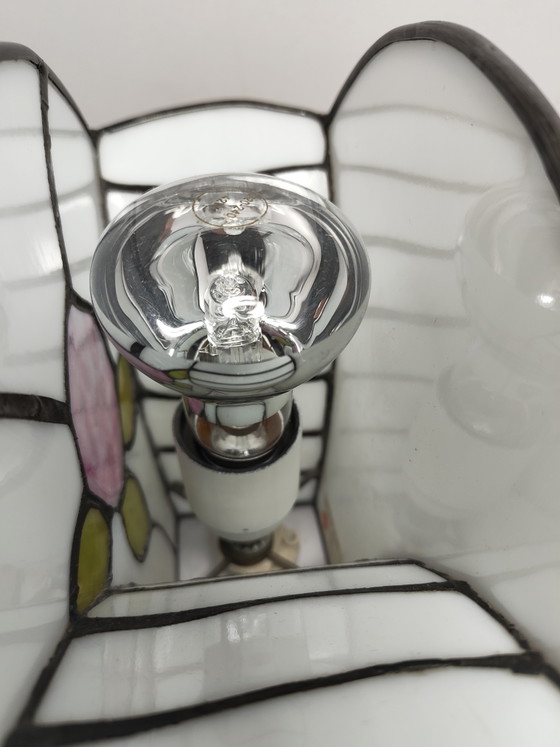 Vintage Tiffany Style Table Lamp – Stained Glass with Pink Rose – Herner Glas, Metal (photo 6 of 11)