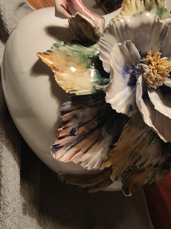 Image 1 of Große italienische Bassano-Vase – handgefertigt – florales Relief – 37,5 cm