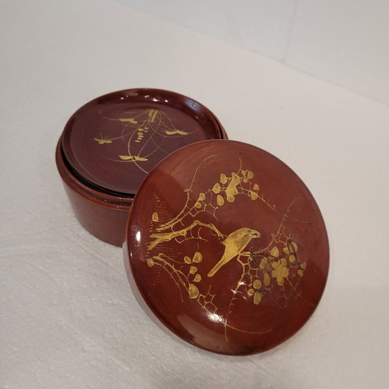 Image 1 of (10) Piatti con scatola, lacca urushi-e, periodo Showa, XX secolo - Giappone