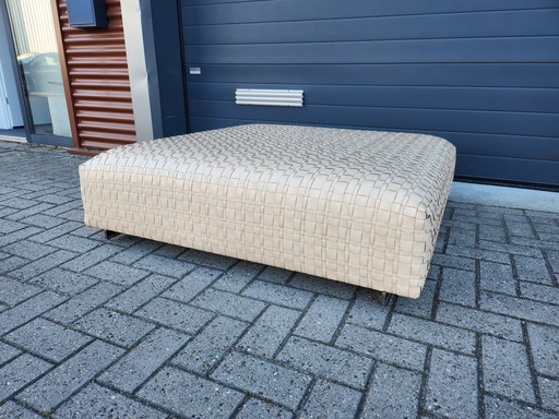 Flexform – Bangkok Ottoman von Antonio Citterio