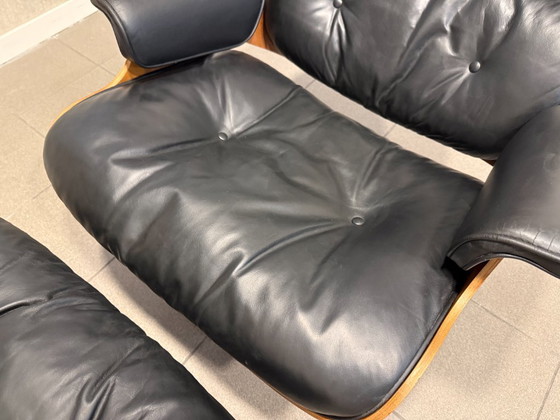 Image 1 of Herman Miller / Contura | Charles & Ray Eames | Lounge Chair & Ottoman | Rosewood & Black Leather | 1x Set