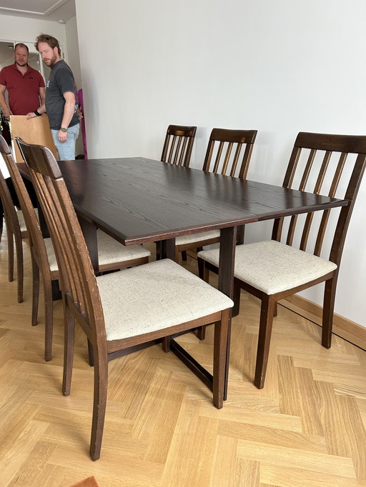 Oak Dining Table, + 6 chairs , 1980.