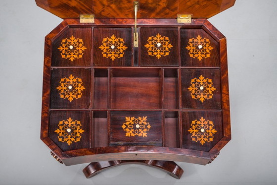Tavolo da Lavoro per Cucito Biedermeier in Mogano, 1850 – Tavolini, Wood (photo 3 of 16)