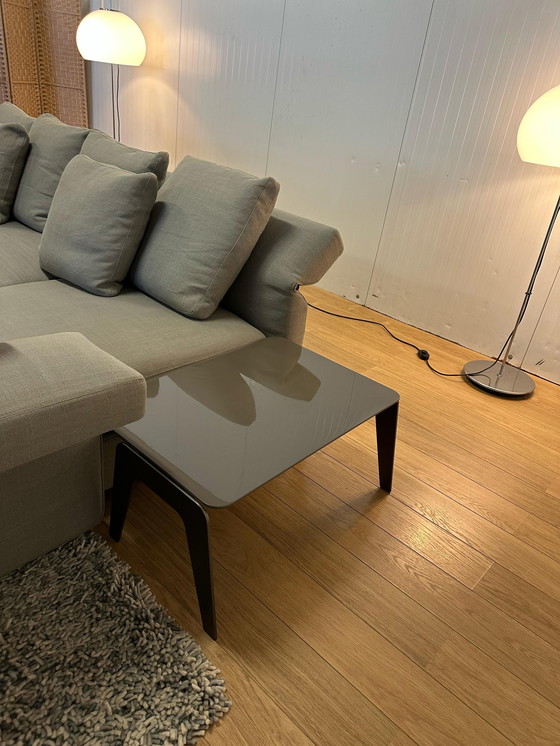 Image 1 of Divano angolare Minotti Collar con tavolino Minotti in condizioni nuove