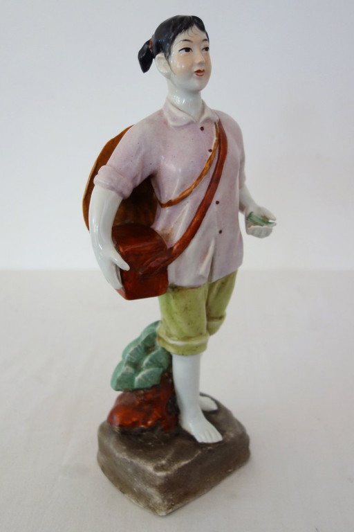 Chinesische Frauenstatue aus Biskuitporzellan – Kulturrevolution Nr. 16
