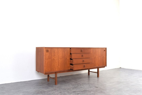 Image 1 of Credenza Mid-Century in teak di Klippan Korsør per Ikea, anni '60